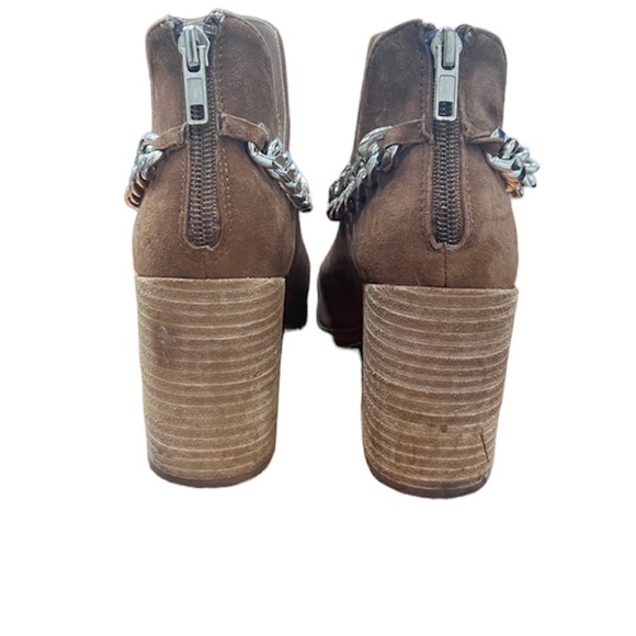 Steve Madden Cedar suede Leather With
Chain Ankle Booties size 6 - Picture 10 of 14